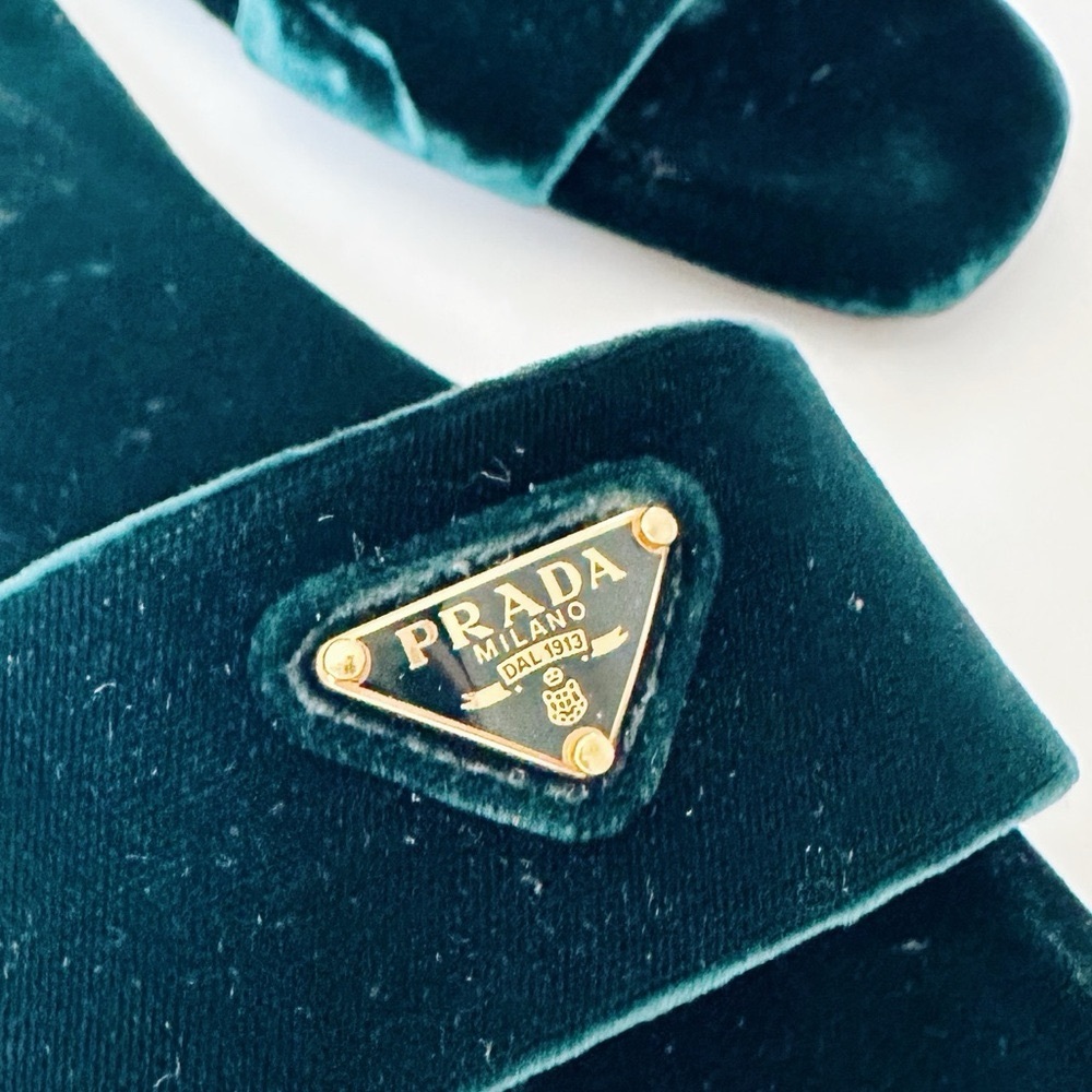 Prada Women’s Triangle Logo Dark Green Velvet Slide Sandals - Picture 10 of 13